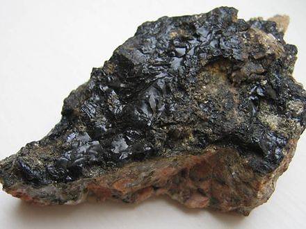 Pure Himalayan Shilajit (Soft Resin) – 100g | Lab Tested | Nepal Origin
